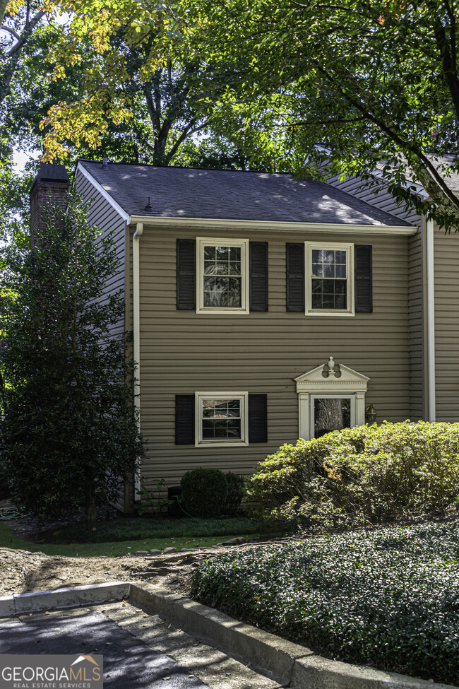 Photo - 1750 Clairmont Rd Townhome