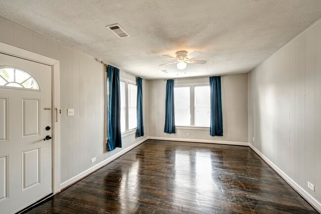 Photo - 1135 Woodland St Unit A