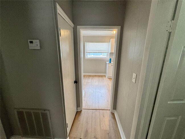 Photo - 1847 19th St S