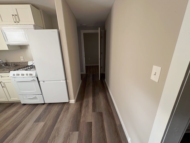 Photo - 741 Addison St Unit Ground floor apartment