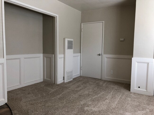 Photo - Alexander's Place Apartments