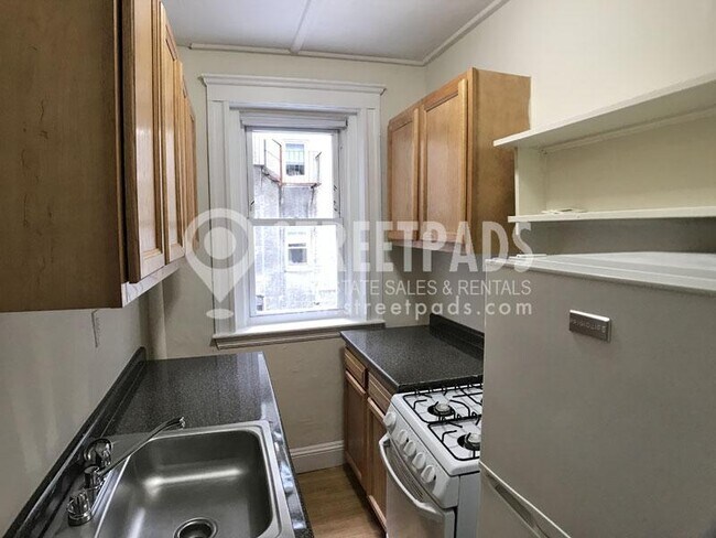 Photo - 1 bedroom in Boston MA 02215
