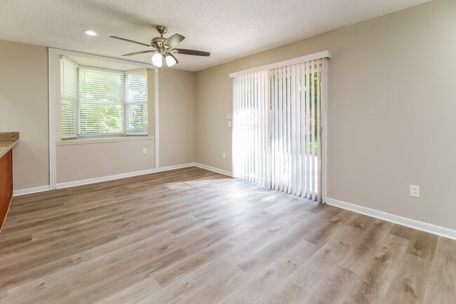 Photo - 188 Ronnie Dr