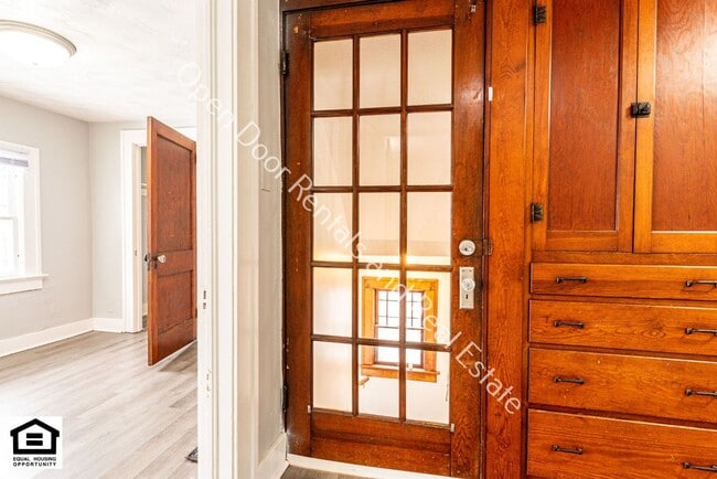 Photo - 2005 Bayer Ave Unit 2005 1/2 Bayer Ave