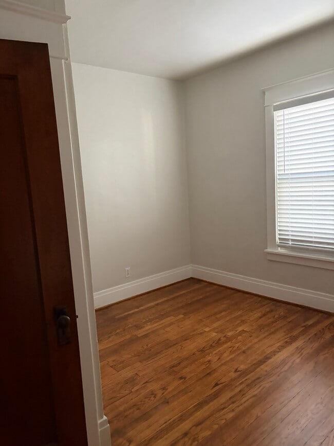 Photo - 1376 Amherst St Unit 3