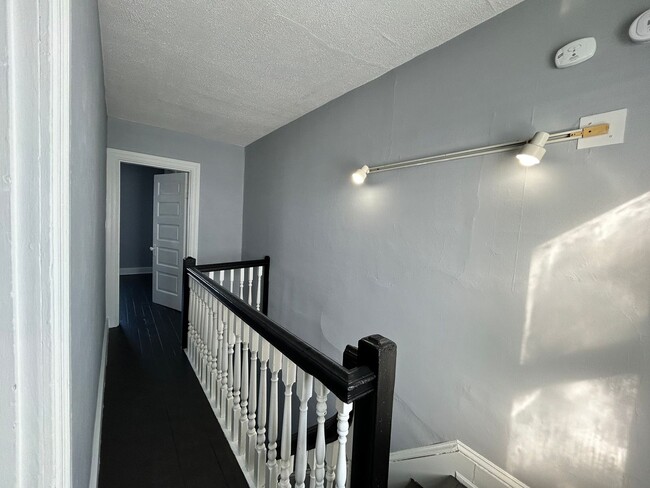 Photo - 720 Chestnut St Unit Apt 2
