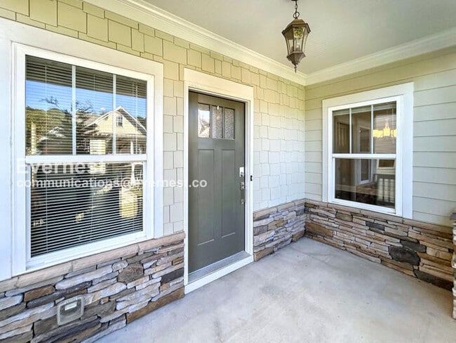 Photo - 1763 Stone Hedge Dr