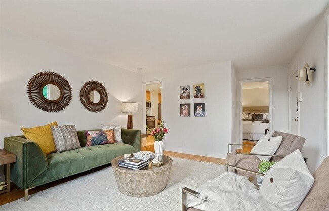 Building Photo - 2049 Golden Gate Ave Unit 2049 Rental