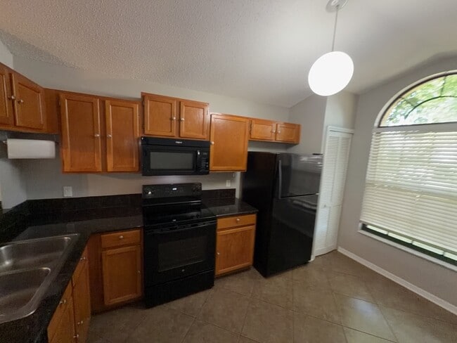 Photo - 2201 Grasmere Dr
