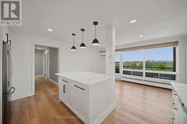 Photo - 20 Chesterton Dr Unit 714