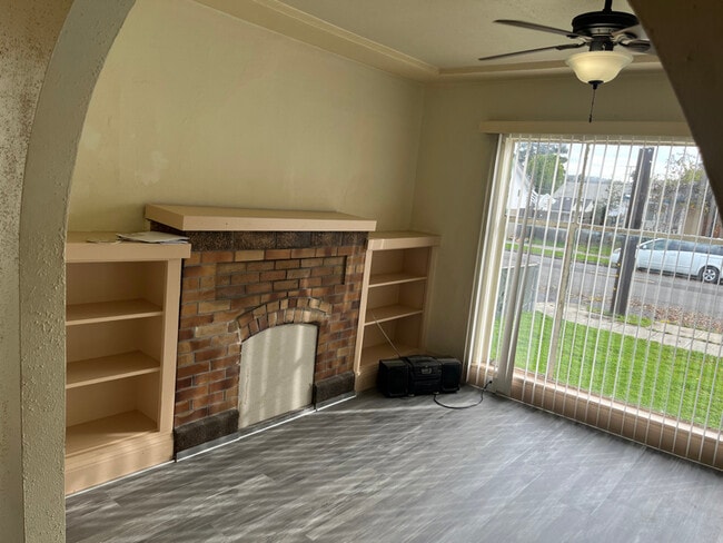 Photo - 772 Sunset Blvd