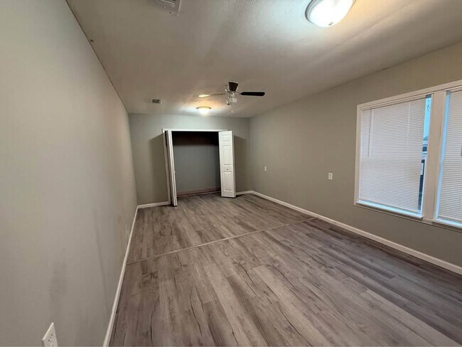 Photo - 3 Bedroom 1 Bathroom Home for Rent