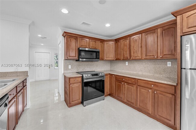 Photo - 10667 NW 45th St