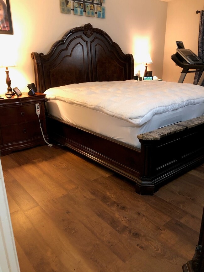 Dormitorio - 2390 State St Unidad 2T