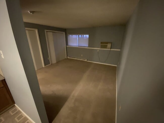 Photo - 134 W Main St