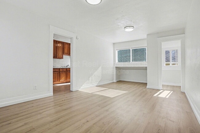 Photo - 3953 Angelo Ave