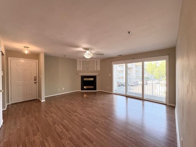Photo - LARGE 2ND FLOOR CONDO