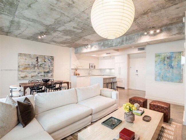 Photo - 3449 NE 1st Ave Unit L35