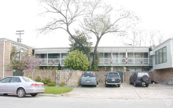 Photo - 4121 Mandell St
