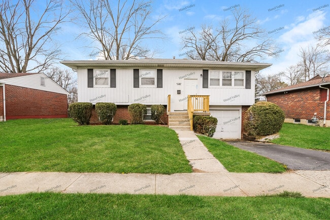 Building Photo - 5582 Norcross Rd