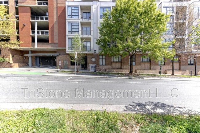 Photo - 525 E 6th St Unit 311