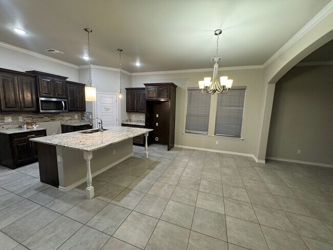 Photo - 5209 Lamont Ave