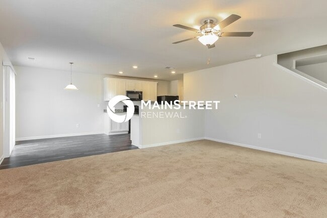 Photo - 3 Bedroom Pet-Friendly Home in Zebulon, NC with Main Street Renewal