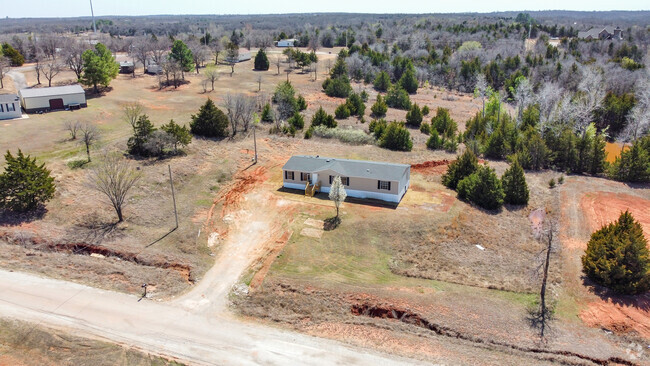 Building Photo - 20644 Oak Pond Dr Rental