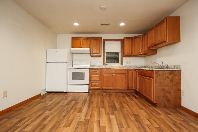 Photo - 808 S Grange Ave Unidad B