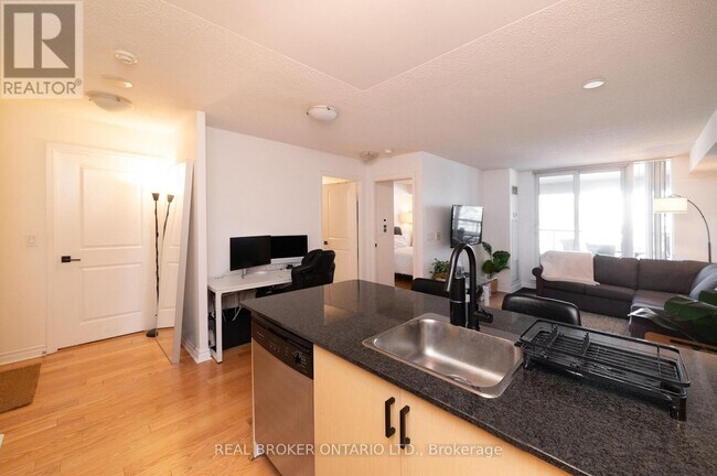 Photo - 27 Rean Dr Unit 212