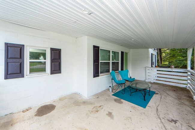 Photo - 4 Bedroom 2 Bath Home in Pinewood Vista - North Charleston