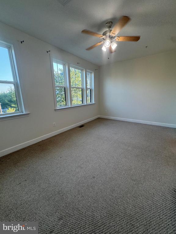 Photo - 4704 Woodberry St