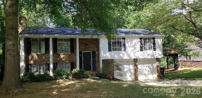 Building Photo - 6609 Morganford Rd