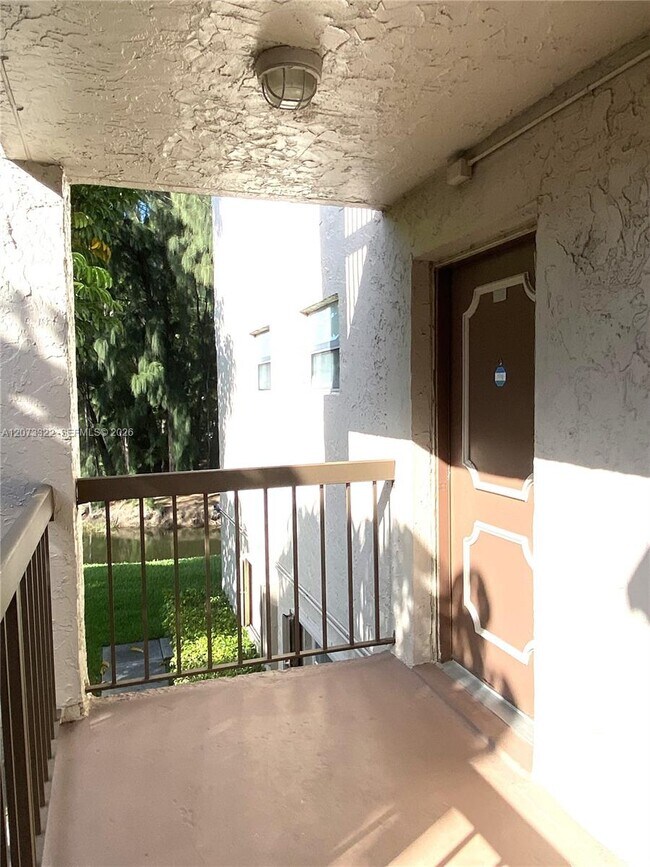 7020 Nova Dr Unit 209D