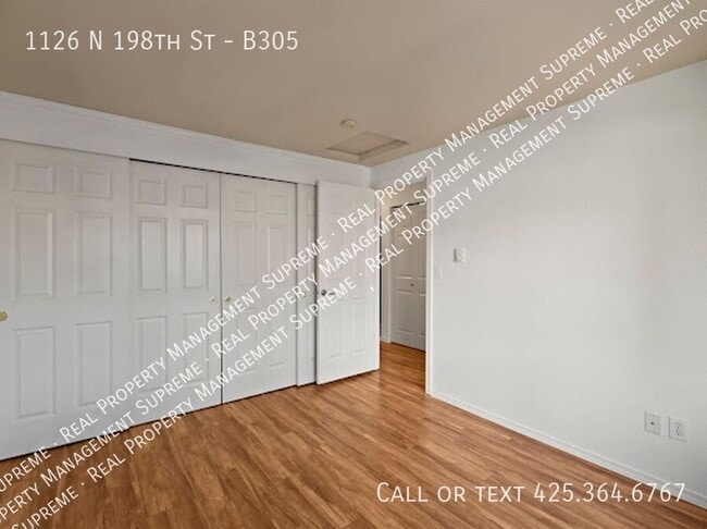 Photo - 1126 N 198th St