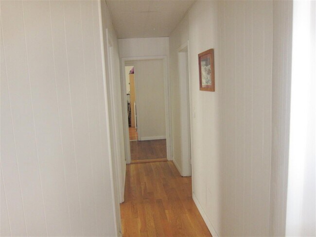 14 Oxford St Unit 2