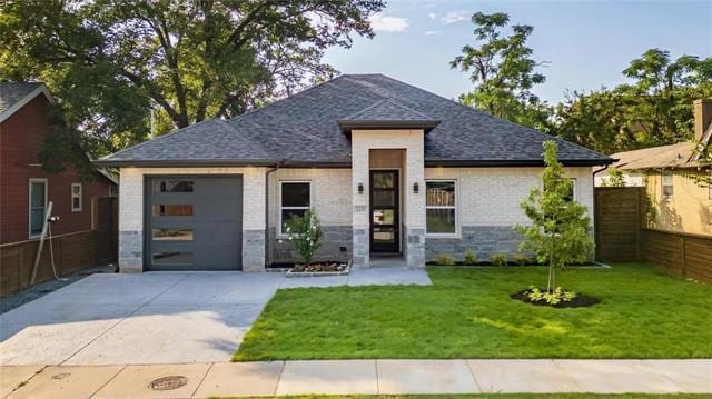 Building Photo - 2230 Garden Dr