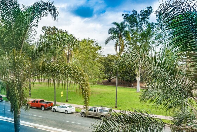 Beautiful 2/2 condo across from Balboa Par... - Beautiful 2/2 condo across from Balboa Par...