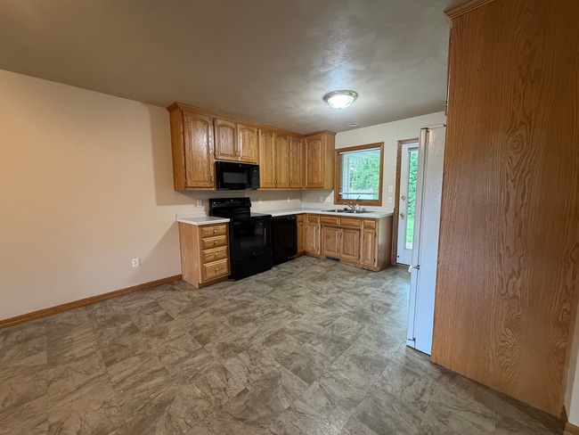 Photo - 827 Foote St