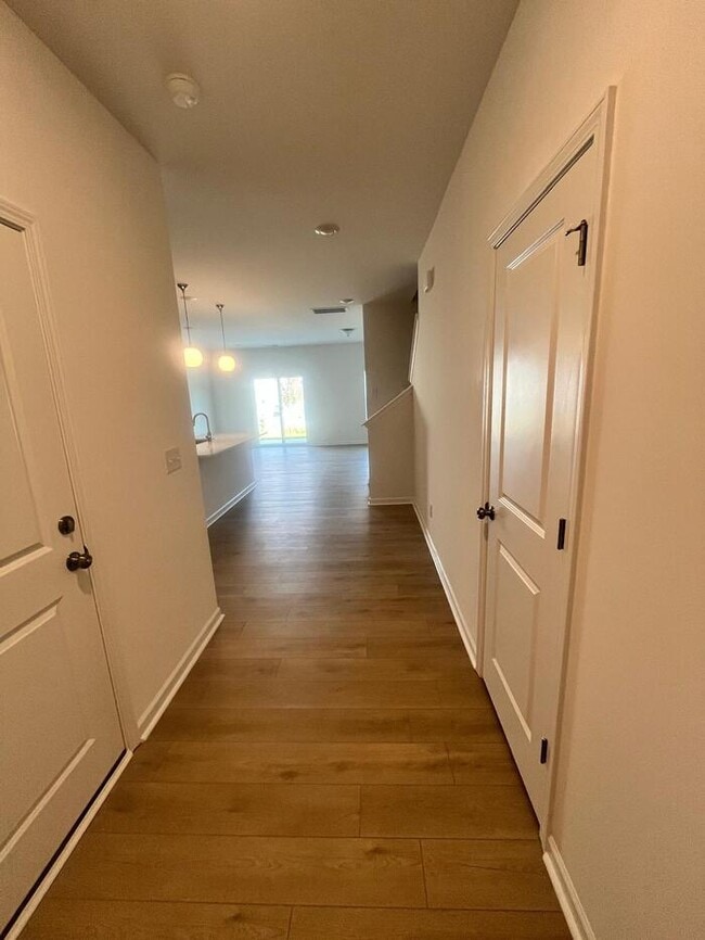 Photo - 2690 Yeager Dr NW