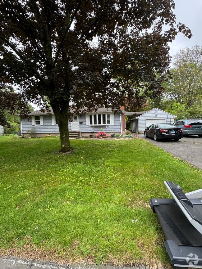 Building Photo - 92 Rambler St Rental