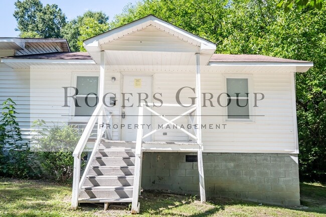 Building Photo - #450 - 923-925 Arch St Duplex Unit 925 Arch St