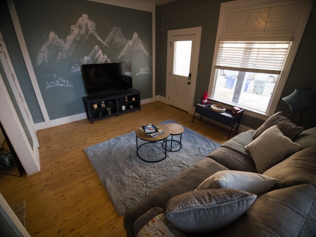 Photo - 612 Park St.