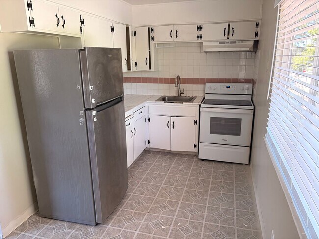 Photo - 5635 Hoffman Ct Unit 3