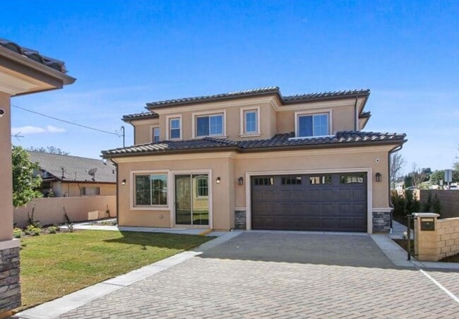 Building Photo - *** COMING SOON PRE-LEASING NOW !!!! ***  ... Rental