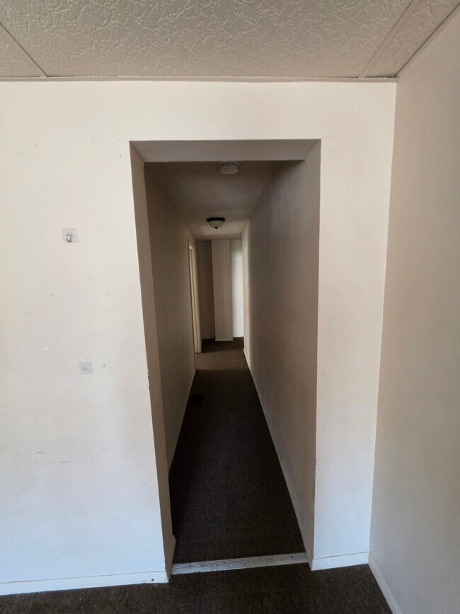 Photo - 612 E 11th St Unidad 1st Floor