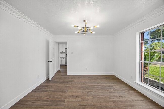 Photo - 23527 Cansfield Way