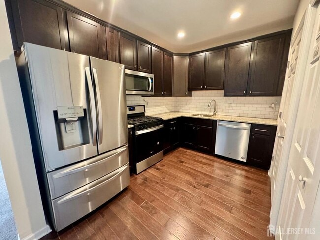 Building Photo - 1035 Halifax Pl Rental