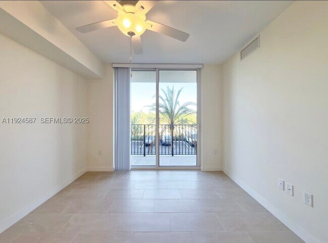 11239 NW 4th St Unit 205