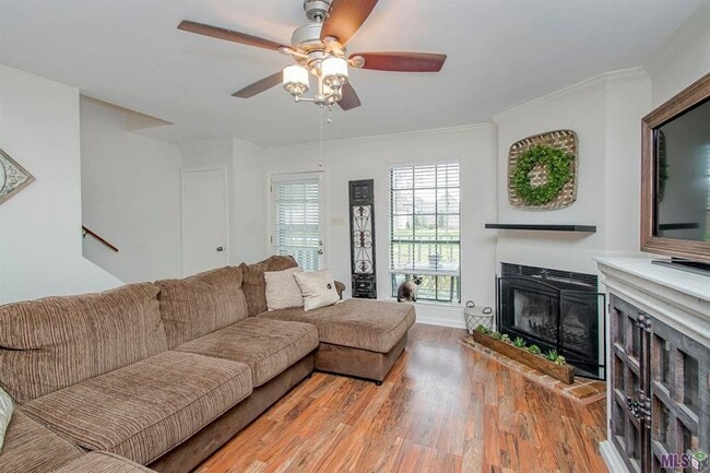 Photo - 2BR/2.5BA Corner Townhome – Near Woman’s H...